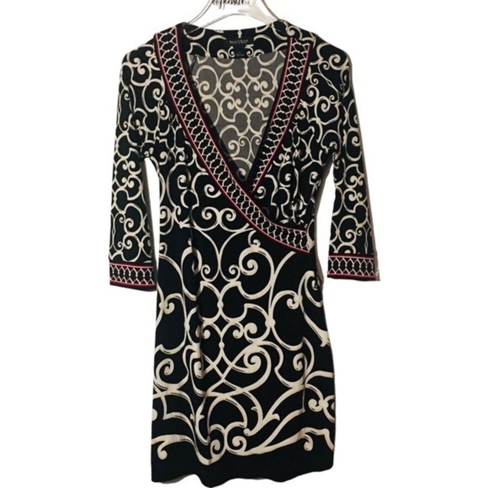 White House Black Market Wrap Black Cream V Neck Dress Size Small